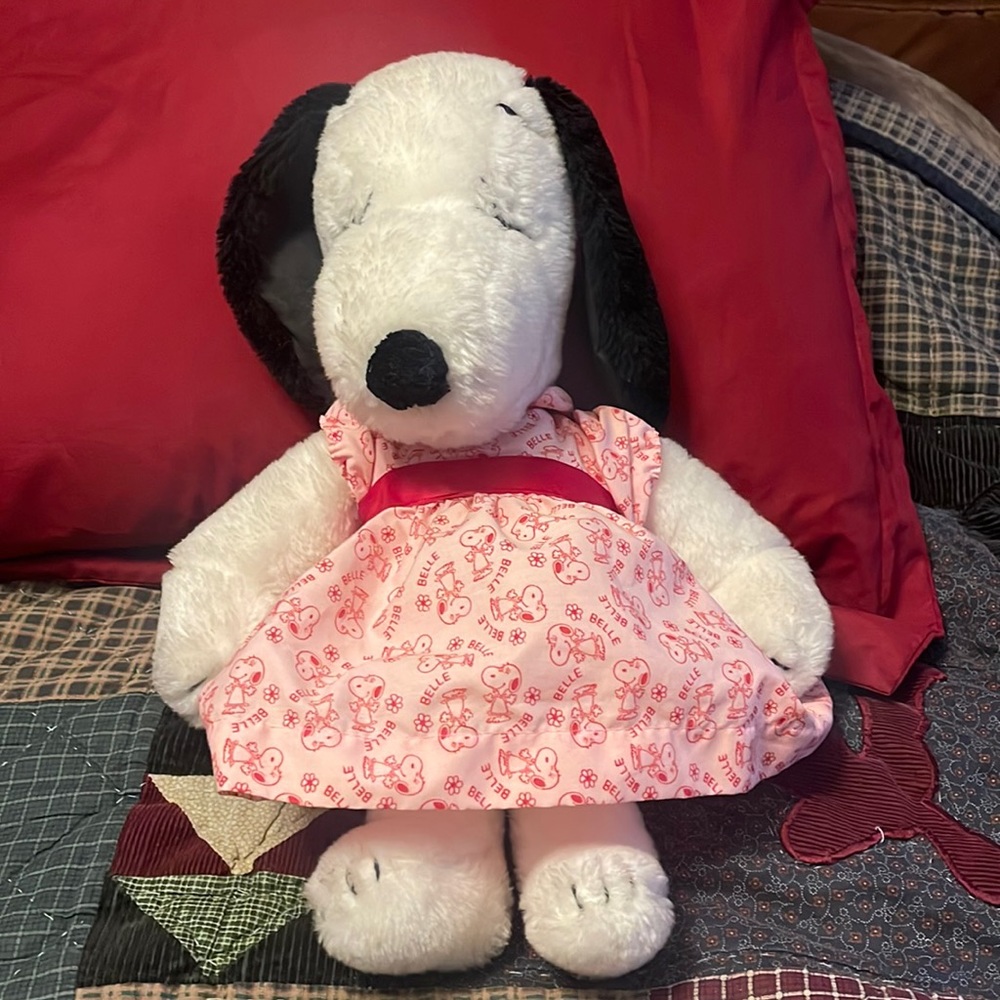 Peanut’s Character Belle United Feature Syndicate Inc… Gem